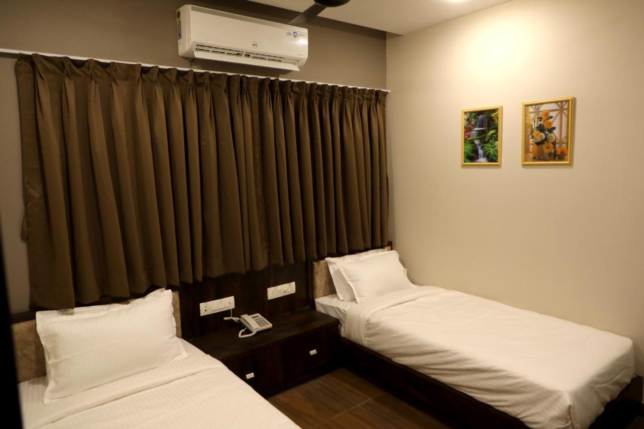 Hotel Nest Bhuj Luaran gambar